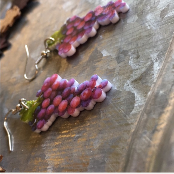 Grape Acrylic Earrings - Picture 4 of 7